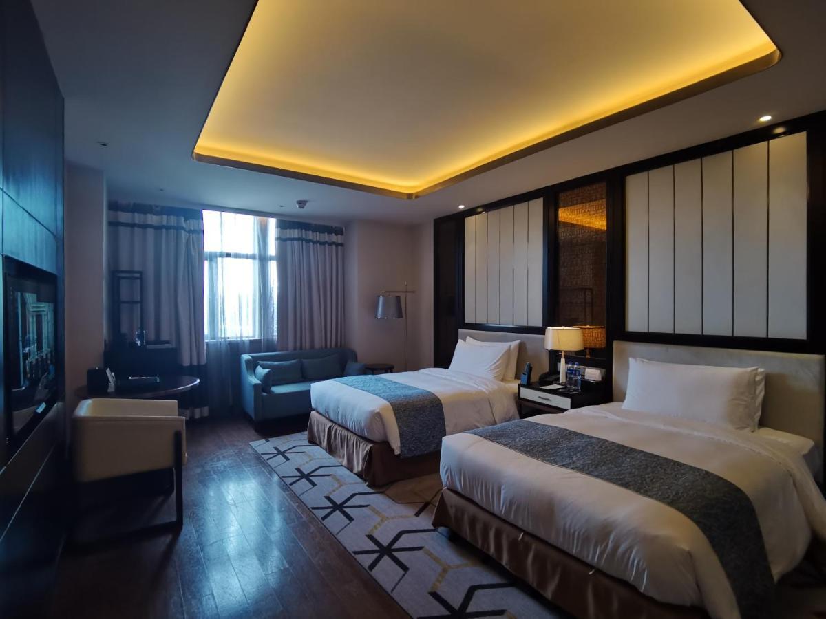 Primus Hotel Wuhan Hannan Екстериор снимка